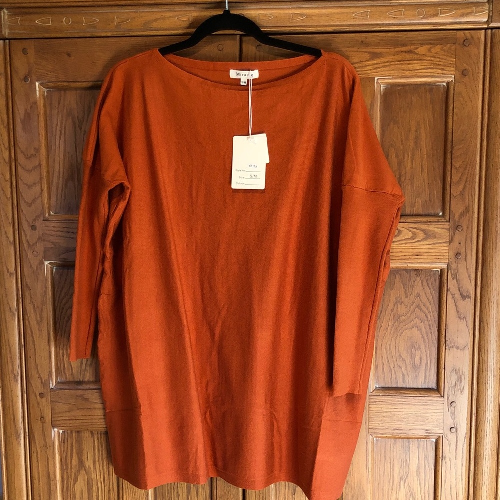 NWT Miracle Sweater Size S/M